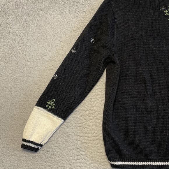 All Points Cardigan Sweater Size S Black & White W/ Embroidered Ice Skaters - Picture 14 of 15